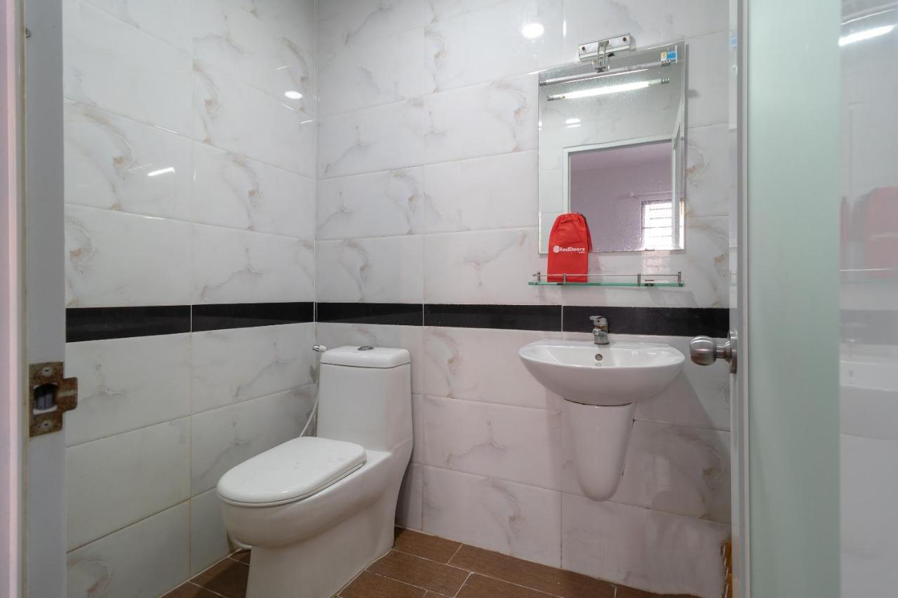Reddoorz Near Tan Huong Market Bandar Ho Chi Minh Luaran gambar