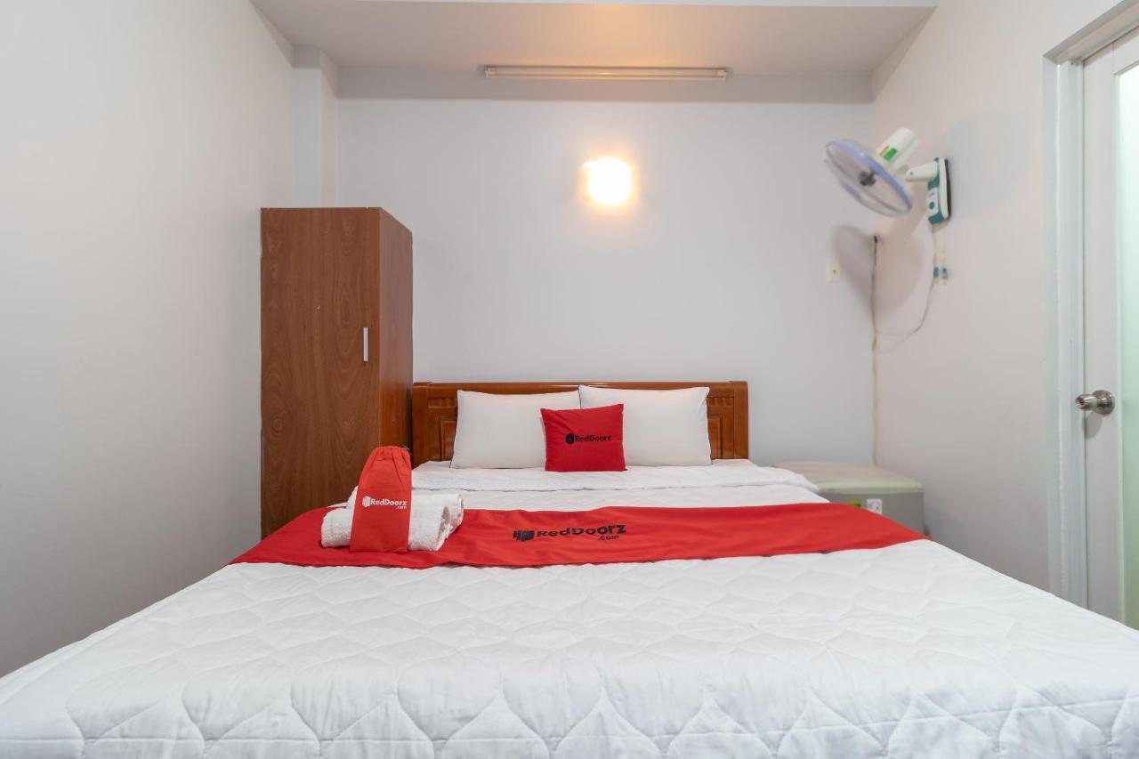 Reddoorz Near Tan Huong Market Bandar Ho Chi Minh Luaran gambar