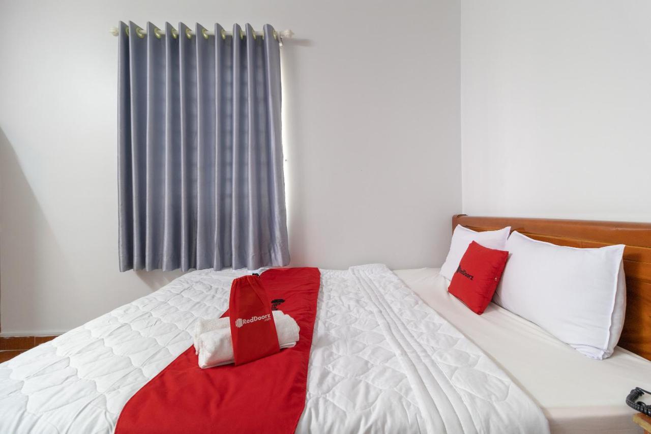 Reddoorz Near Tan Huong Market Bandar Ho Chi Minh Luaran gambar
