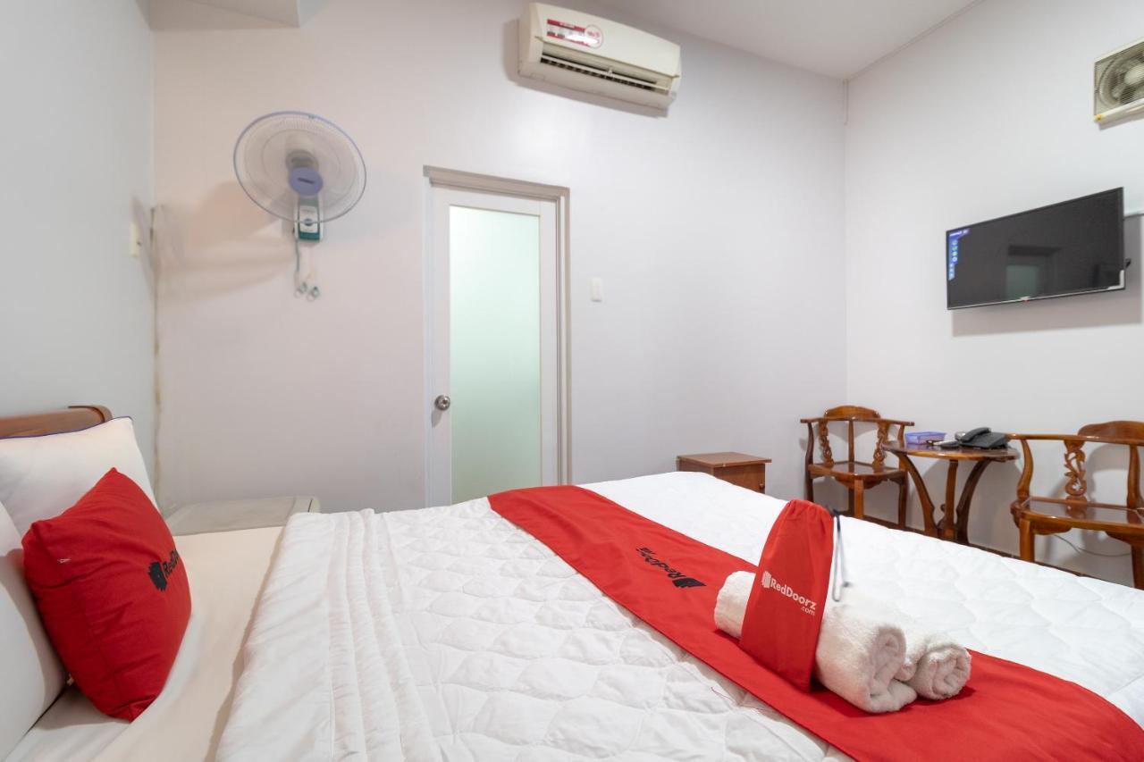 Reddoorz Near Tan Huong Market Bandar Ho Chi Minh Luaran gambar